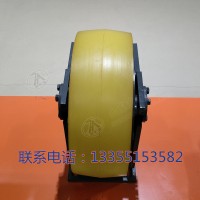 L42.5滚轮罐耳矿用立井罐笼导向轮厂家