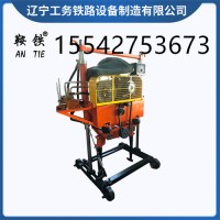 吐鲁番鞍铁捣固机轨道施工用机作业现场