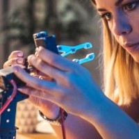 SOLIDWORKS 2025折弯凹槽的自动创建与定制
