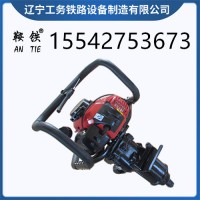 　　鞍铁ND-500便携式内燃扳手工作现场技术顾问