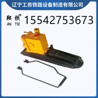 　　鞍铁YQB-250液压起拨道器铁路起拨设备