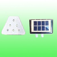 三角形led轮廓标 梯形太阳能轮廓标护栏警示灯报价