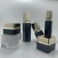 化妆品玻璃瓶电镀厂家