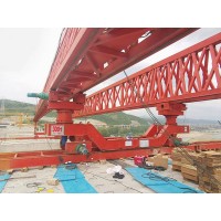 浙江湖州550 吨架桥机：桥梁架设的 “空中巨擘”