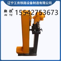 　鞍铁YQ-150液压起拨道器轨道施工设备优势