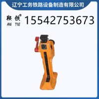 鞍铁QS02-A型15吨齿条起道机地铁器材深受欢迎　