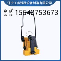 　鞍铁SCQ-150慢落型齿条起道机轨道作业器材注意事项
