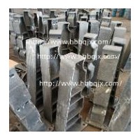 广东铸钢护栏支架生产厂家-泊泉机械制造高速公路桥梁立柱