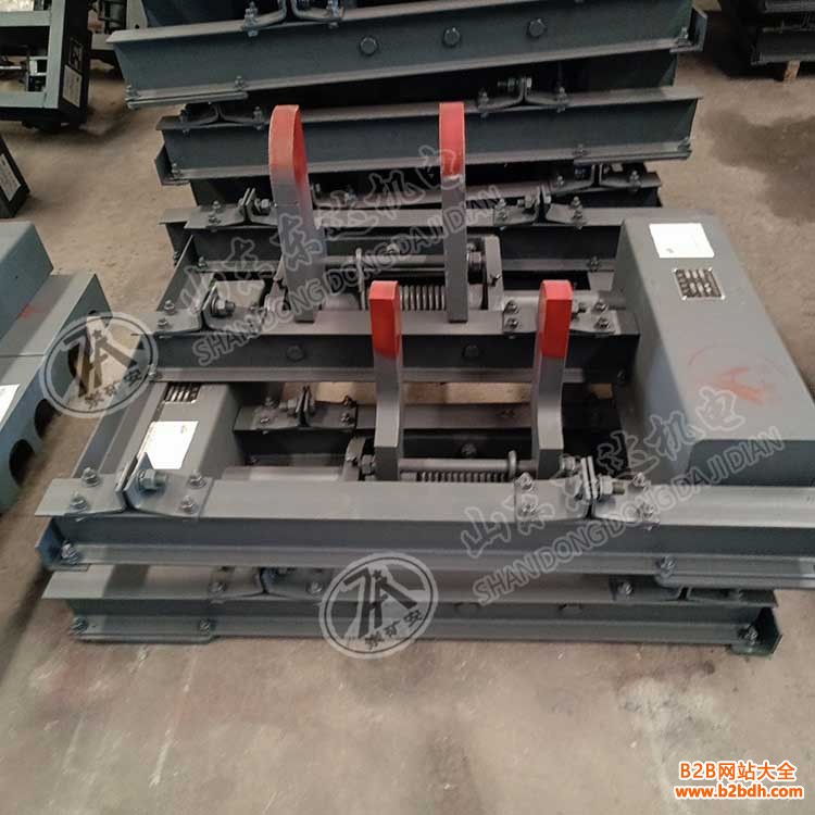 气动卧闸 (4) 副本